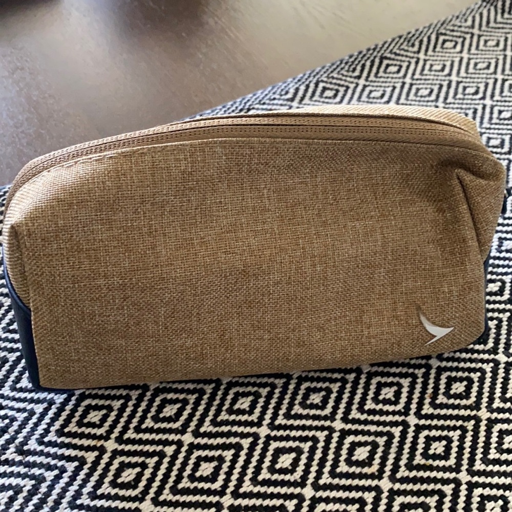Cathay Pacific Business Class Inflight Kit